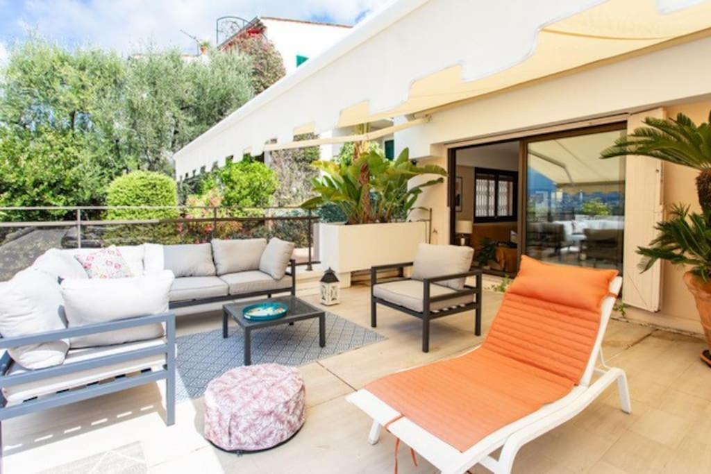 Pour 6 Avec Magnifique Terrasse De 114m2 Et Vue Panoramique