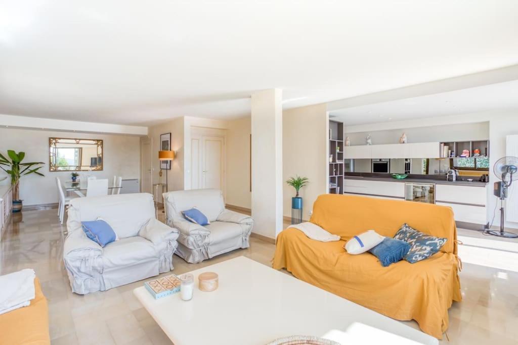 Pour 6 Avec Magnifique Terrasse De 114m2 Et Vue Panoramique Appartement *